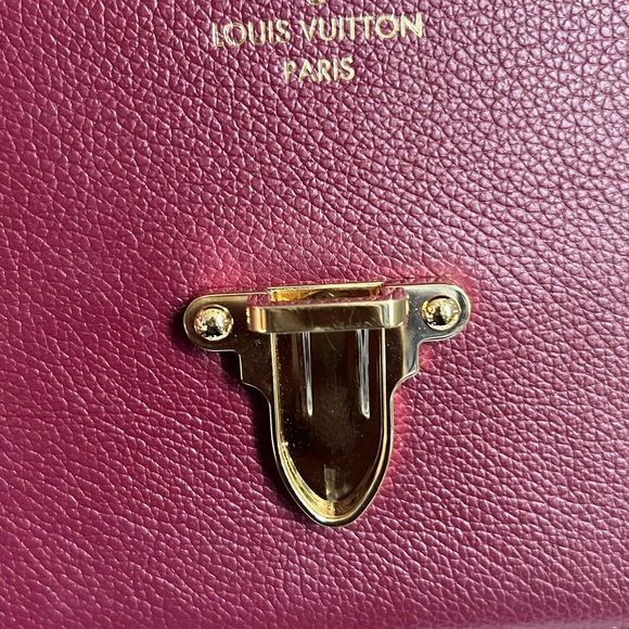 Louis Vuitton Victoire Chain Shoulder Bag Monogram Canvas Brown Raisin - Picture 16 of 16